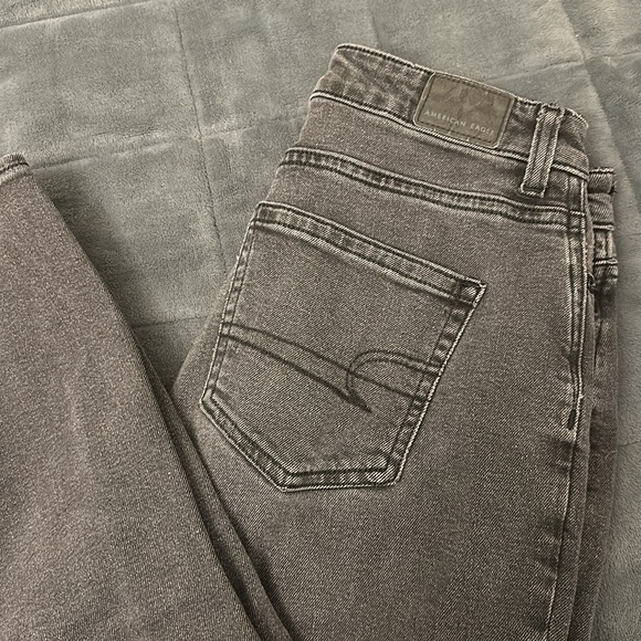 BLACK MOM JEAN, american eagle - Picture 2 of 5